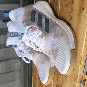 NWT Adidas Marvel Thor CrazyFlight Mid indoor Court Shoes